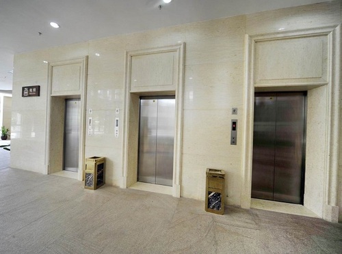 Elevator-02.jpg